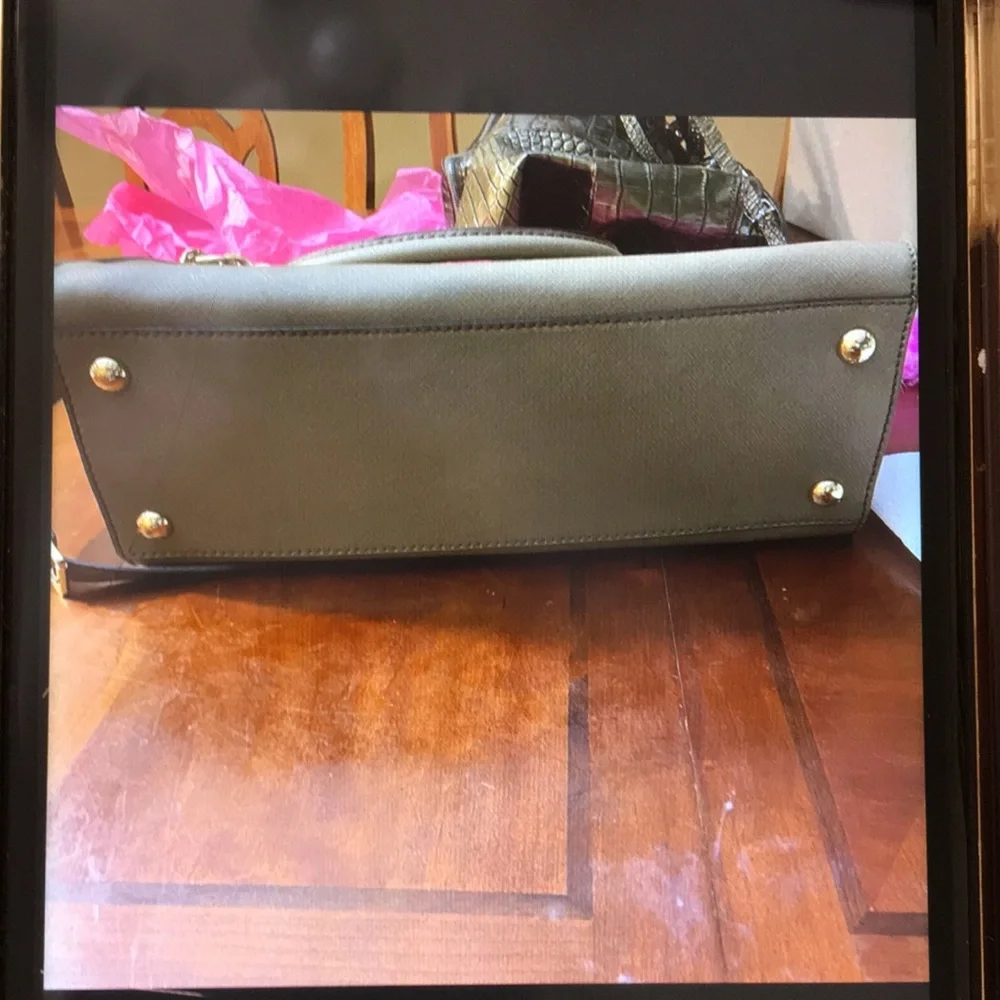 Michael Kors Hamilton - Picture 6 of 8